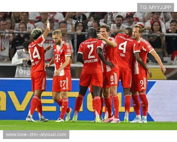 拜仁中路压制彻底掌控比赛节奏